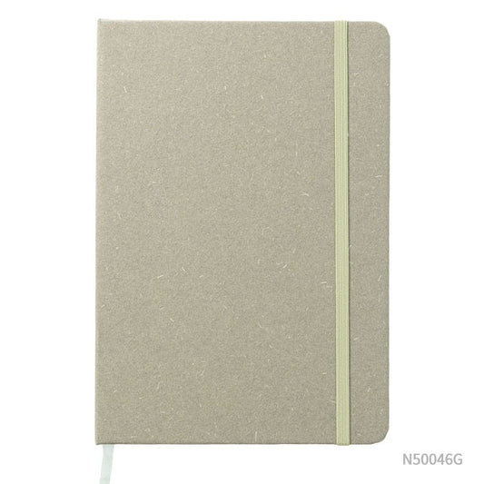 Cuaderno ecológico fabricado con papel de hierba en tapa y contratapa. Se puede personalizar con un logotipo impreso en UV
