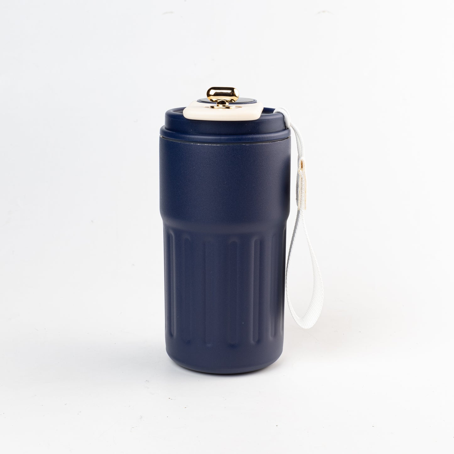 Vaso térmico inteligente que tiene una tapa con display para saber la temperatura interna del mismo. Para regalos empresariales personalizados puede tener un logo grabado