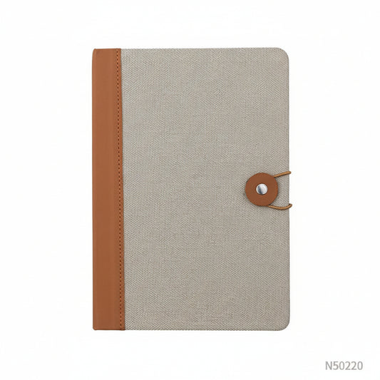 Cuaderno Montreal de color natural. Detalle eco-cuero. Logo personalizado, regalo corporativo.