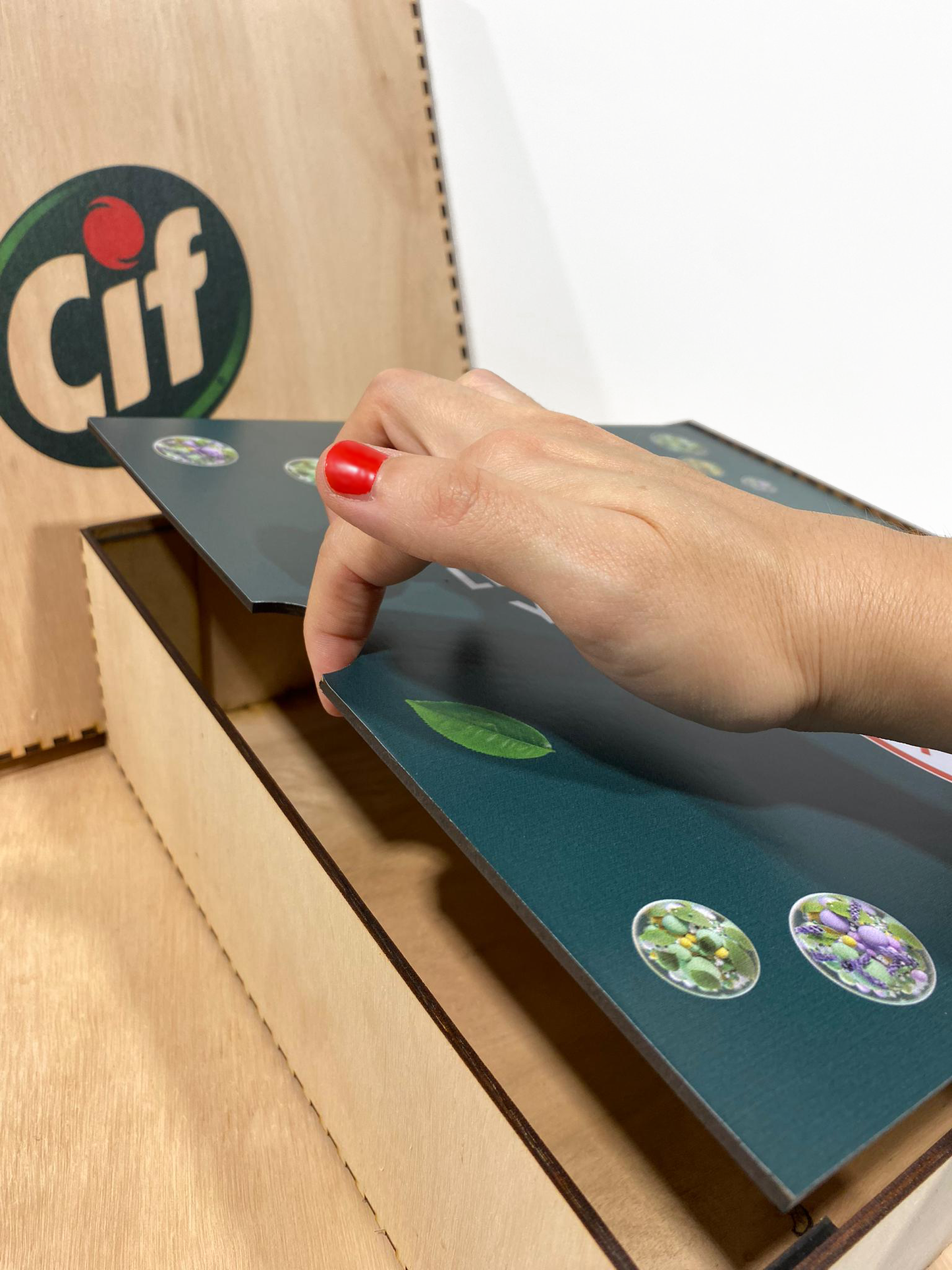 Caja personalizada 30 X 20 X 10 con entrepiso personalizado