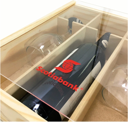 Caja para botella de vino y copas