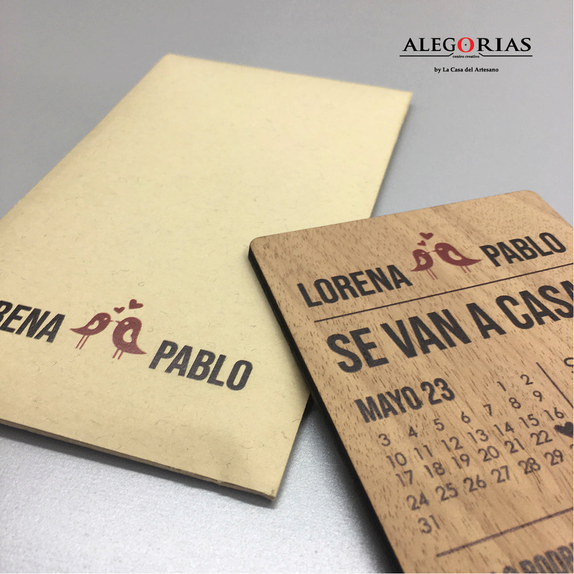 Tarjeta de Invitación - Diseño en madera