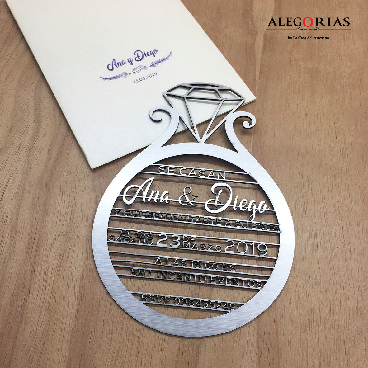 Tarjeta de Invitación - Diseño en metalex