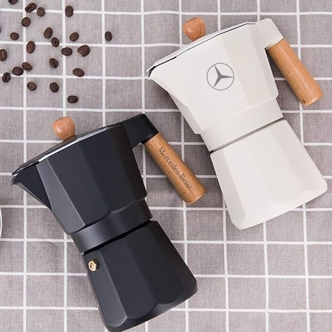 Cafeteras italianas. Para regalos empresariales se puede personalizar con un logo utilizando grabado láser