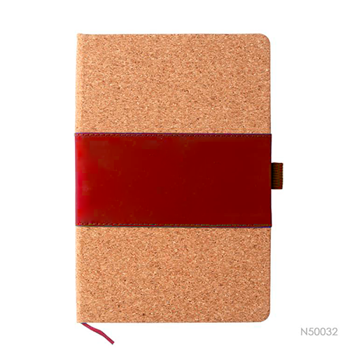 Cuaderno de tela PU y corcho con logotipo que puede aplicarse mediante impresión UV o grabado láser.