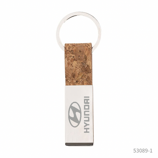Llavero en corcho y metal para regalos empresariales. Se puede personalizar con grabado láser en una cara
