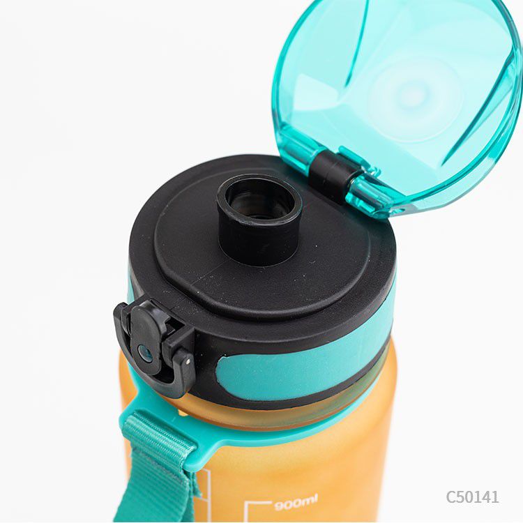Botella Ebro con tapa de PP y banda de silicona. Logo personalizado, regalo empresarial.