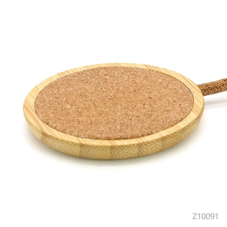 Cargador Inalámbrico Álamos de corcho y bambú. Logo personalizado, regalo empresarial.