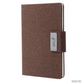 Cuaderno Salento color café con logo personalizado en el iman. Regalo corporativo.