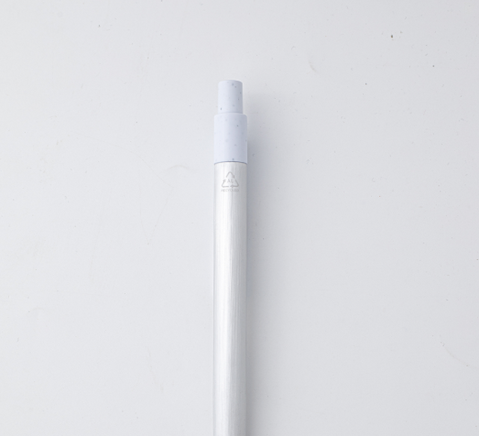 Lapicera Lirio con botón y clip a base de bambú, regalo corporativo personalizada