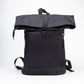 Mochila roll top Berlín de color negro. Logo personalizado, regalo corporativo.