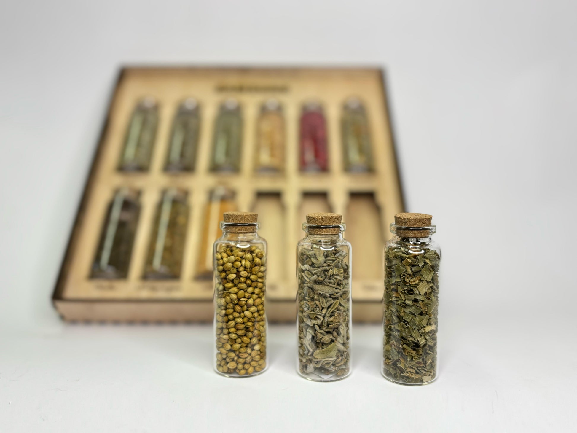 Set especias fusión caja de madera. Logo personalizado, regalo empresarial.
