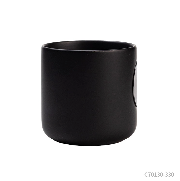 Taza Mara de cerámica con logo personalizado. Regalo corporativo.