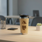 Vaso Sico en escritorio con logo personalizado grabado en láser, regalo empresarial.