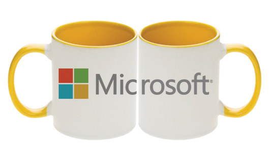 Tazas amarillas de cerámica. Para regalos empresariales se pueden personalizar con un logo